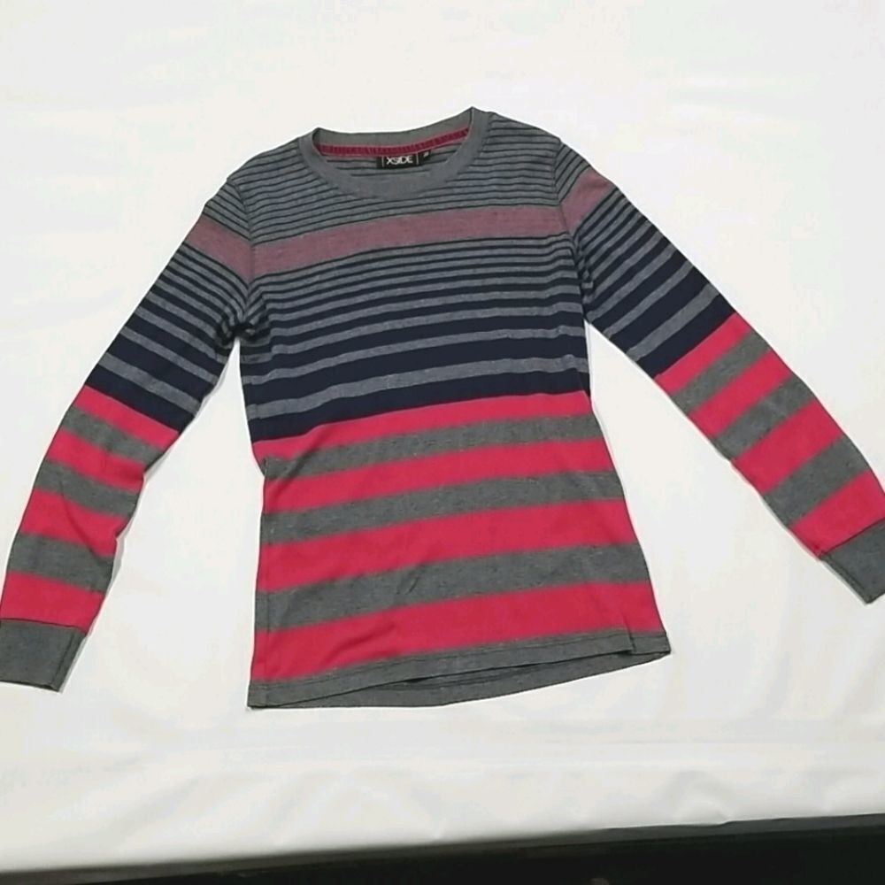 🎁5/$25 Xside Women's Top Size XS Long Sleeved Sweater Stripped